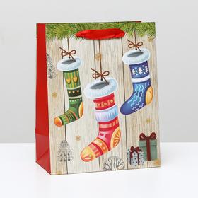 Пакет ламинированный "Новогодние носочки", 18 x 23 x 10 см