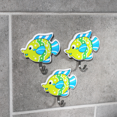 Крючки самоклеящиеся Доляна «3 рыбки», 3 шт, цвет МИКС