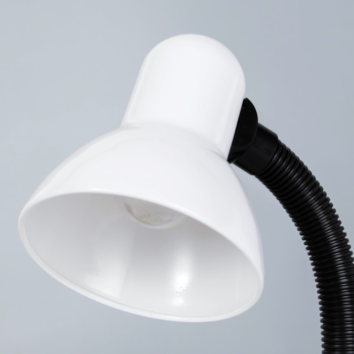 Лампа настольная UT-220 на подставке, с пеналом, 1х60Вт Е27 белый, h=31 см - фото 1888023394