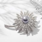 Брошь «Цветок подсолнуха» с бусиной, цвет белый в серебре - Фото 1