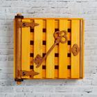 Ключница деревянная "Золотой ключик", 23 х 20 х 6 см, 4 крючка - фото 3519677