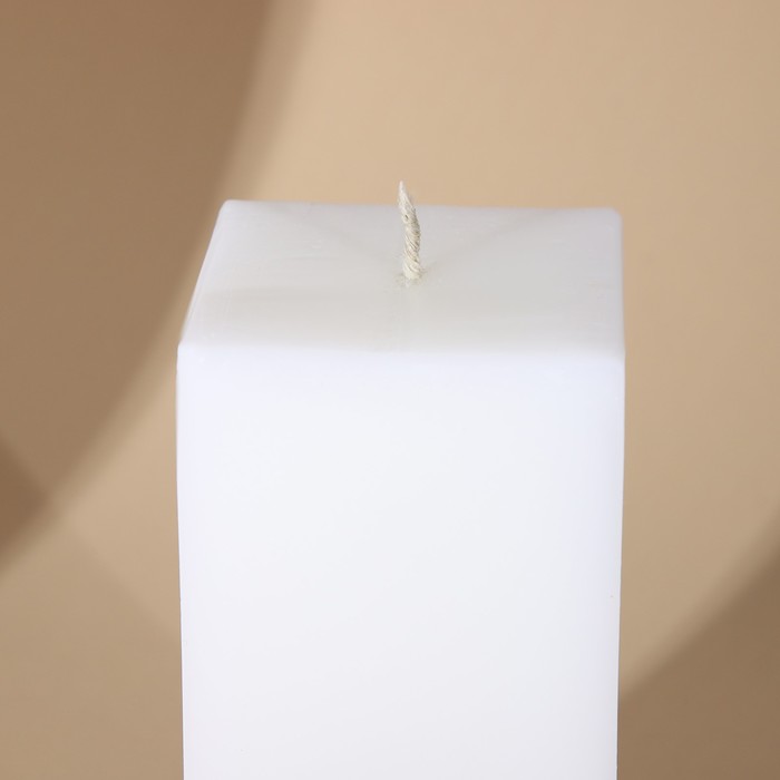 Свеча интерьерная белая с бетоном (поталь), 6 х 6 х 14 см - фото 1907158773