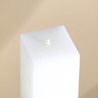 Свеча интерьерная белая с бетоном, низ золото, 5 х 5 х17,5 см - фото 6351291