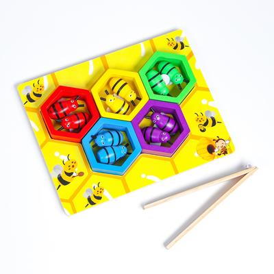 Детский развивающий набор «Разложи пчёлок» 22,5 × 18,5 × 5 см