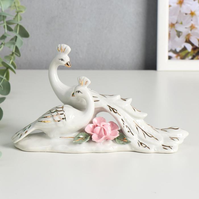 Сувенир керамика "Белые павлины с розовым цветком" 10,8х18х6 см - Фото 1