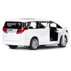 Машина металлическая Toyota Alphard 1:42, инерция, открываются двери, цвет белый - фото 3713375