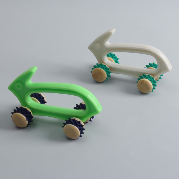 Массажёр «Заяц», универсальный, 4 колеса с шипами, 13 × 8 × 6,3 см, цвет МИКС 21022