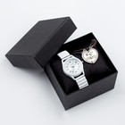 Подарочный набор 2 в 1 Voseco: наручные часы и браслет, d-4 см - фото 3205211