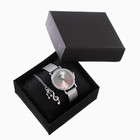 Женский подарочный набор Medissa 2 в 1: наручные часы, кулон, d-3.2 см - фото 318426476