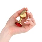 Анальная пробка Оки-Чпоки, золотая,  кристалл красный, D = 27 мм - Фото 3