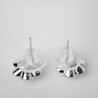 Серьги со стразами «Цветочек» мини, цвет белый в серебре - фото 25631218