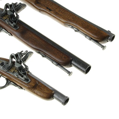 Макет 3-х пистолей на панели, 7 × 52 × 40 см