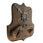Макет пистоля и 2-х кинжалов на панели "Корона", 7 × 45 × 42 см - Фото 2