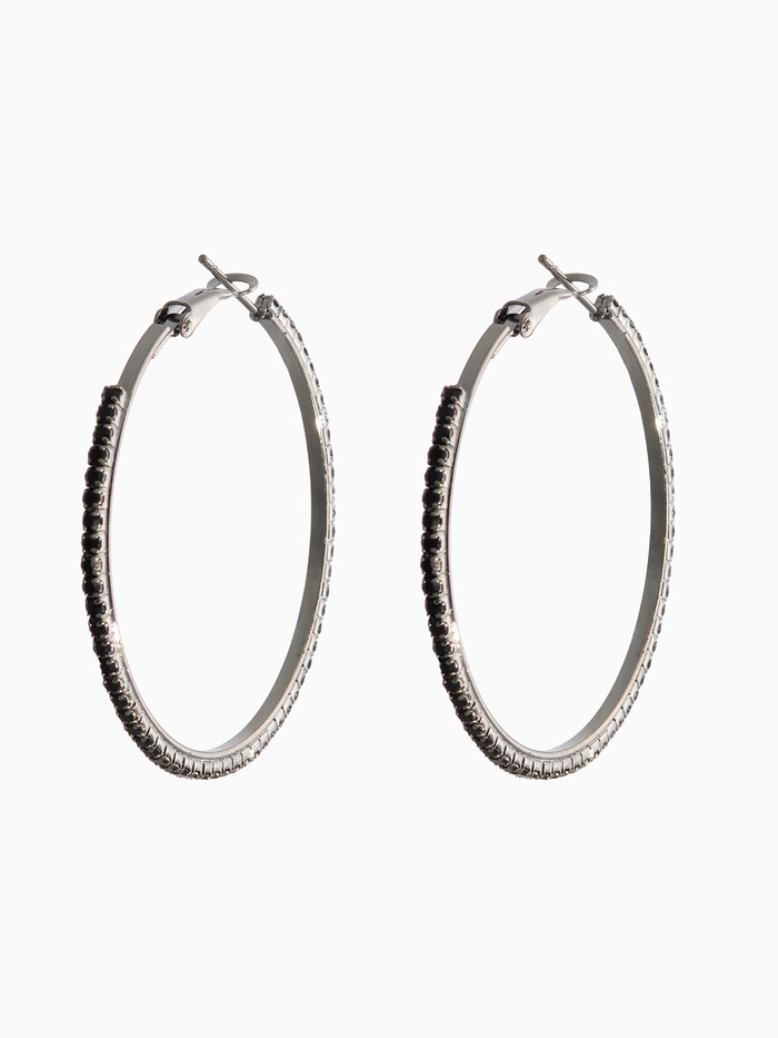 Серьги кольца со стразами QF «Сумерки», d=5 см, чёрные в серебре - Фото 1