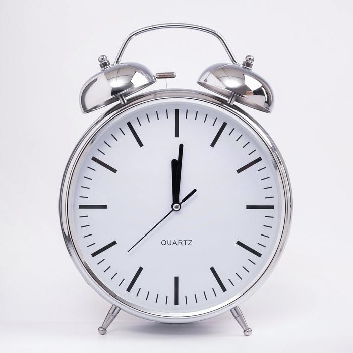 Часы - будильник настольные "Классика", с подвесом, дискретный ход, d-20 см, 32 х 23 см, 2АА - Фото 1