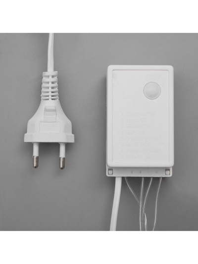 Гирлянда «Бахрома» 4×0.6 м, IP44, прозрачная нить, 180 LED, свечение мульти, 8 режимов, 220 В