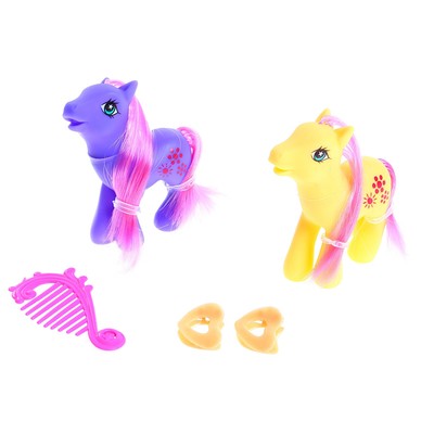 My Little Pony Movie - Набор пони Иззи + аксессуары / артикул F2863 F2935 / GTIN 5010993847389