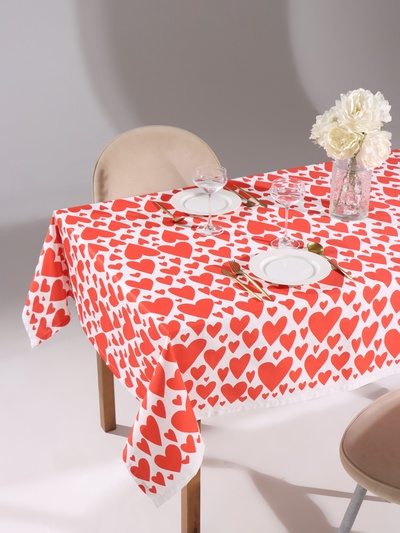Скатерть «Этель» Red hearts 149×180 см, 100% хлопок, саржа 190 г/м²