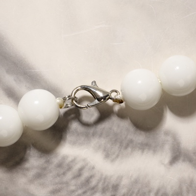 Бусы шар №10 «Агат белый», 45см