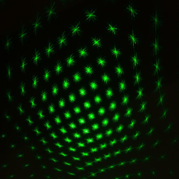 Световой прибор «Точки», Е27, свечение красное/зелёное - фото 1889528051