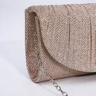 Клатч женский, на магните, с длинной цепочкой, блестящий, цвет золотой - Фото 4