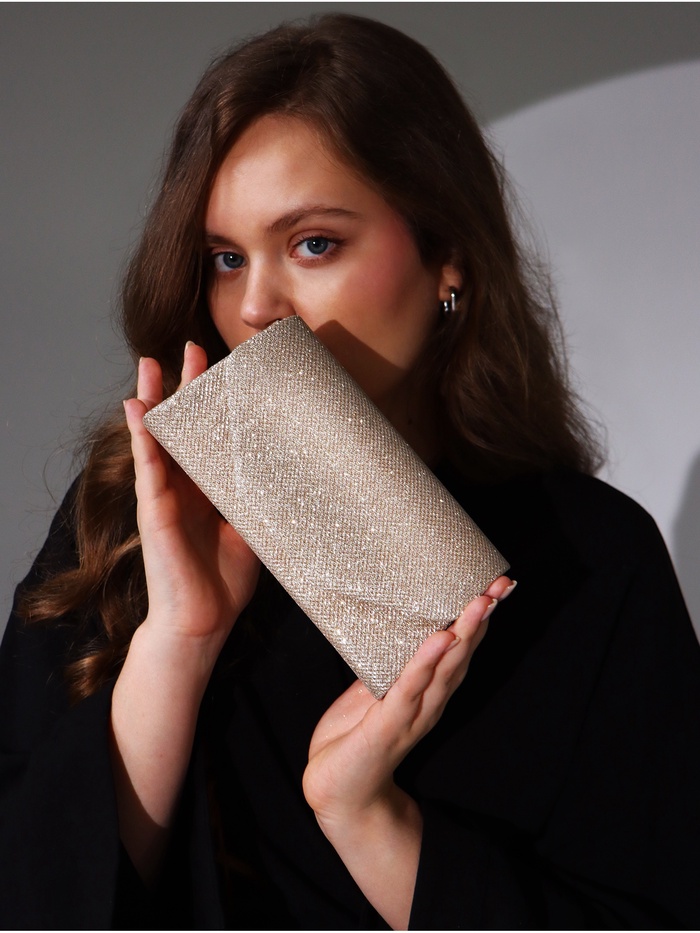 Сумка-клатч женская вечерняя на магните, на длинной цепочке, мерцающая, золотистая