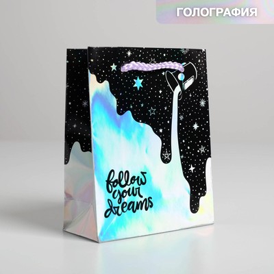 Пакет подарочный голографический, упаковка, «Follow your dreams», 12 х 15 х 5.5 см