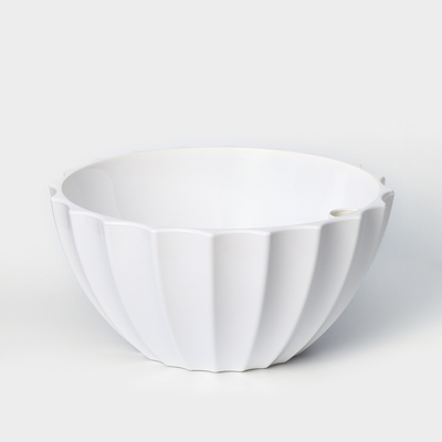 Кашпо для цветов с автополивом «Ракушка», 2.4 л, d=22 см, h=10, 5 см, белое