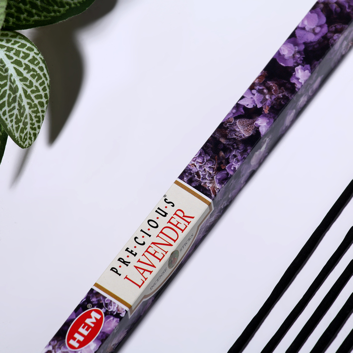 Благовония HEM " Pr. Lavender Драгоценная лаванда ", 8 палочек в упаковке, четырёхгранник - фото 1906774896