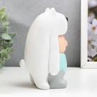 Фигурка полистоун «Малыш в шапке белого медведя», 15×8.5×8.5 см 5240689