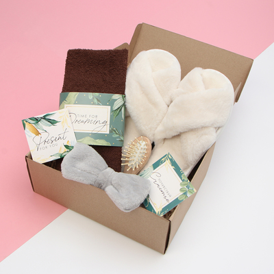 Набор подарочный «Этель» Present for you, полотенце, тапочка, расчёска