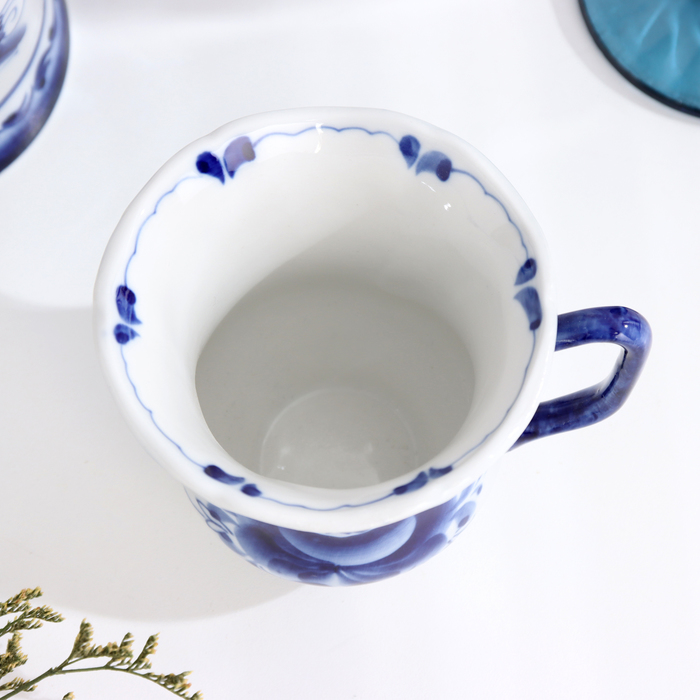 Кружка "Эгоист" , авт. Селиверстова Г.И., 11х9х9 см, 280 мл,1 сорт, гжель - Фото 1