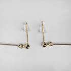 Серьги со стразами «Булавки» искорки, цвет белый в золоте  (артикул 5799485)  большой выбор товаров оптом и в розницу по низким ценам с доставкой