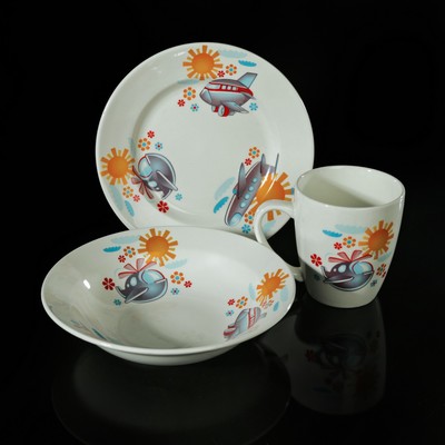 Набор детской посуды "Вертолётик", 3 предмета: тарелка 17,5 см, миска 250 мл (d=17,5 см), кружка 260 мл