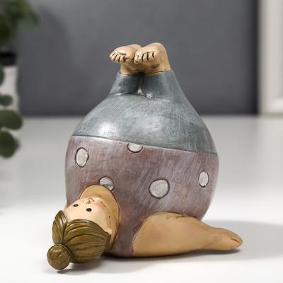 Фигурка полистоун «Пышечка: упражнение берёзка», 10.5×11×11.5 см