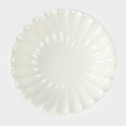 Блюдо для фруктов и десертов Magistro «Цветок», d=27 см, фарфор, белое - Фото 3