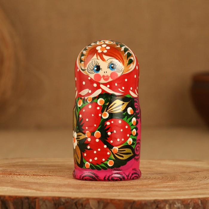Матрёшка 3-х кукольная "Катя" ягоды, 11см, ручная роспись. - фото 1891018669