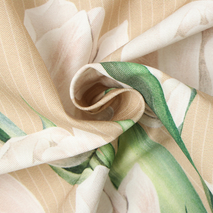Скатерть "Этель" Белые тюльпаны 149х180см, 100% хл, саржа 190 г/м2 - фото 1927646821