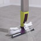 Швабра для мытья пола с распылителем Доляна, насадка из микрофибры 38×10 см, дополнительная насадка для мойки стёкол, ручка 120 см - Фото 3