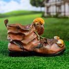 Фигурное кашпо "Башмак с белками" 27х17см - фото 23849689