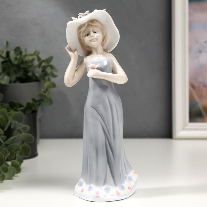 Сувенир керамика "Девочка в шляпке с бутоном в руке" цветной 23х7х9 см - Фото 1