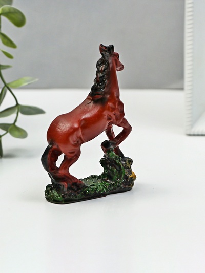 Фигурка полистоун «Конь на камне», 10×8×3 см