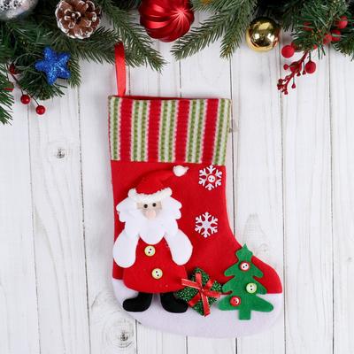 Носок для подарков "Дед Мороз у ёлочки" 26х18 см, красный