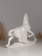 Фигурка керамика под фарфор «Аллюр», 17×20×6 см - фото 53891132