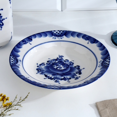 Тарелка глубокая фарфоровая «Цветы», d=20 см, h=4 см, гжель