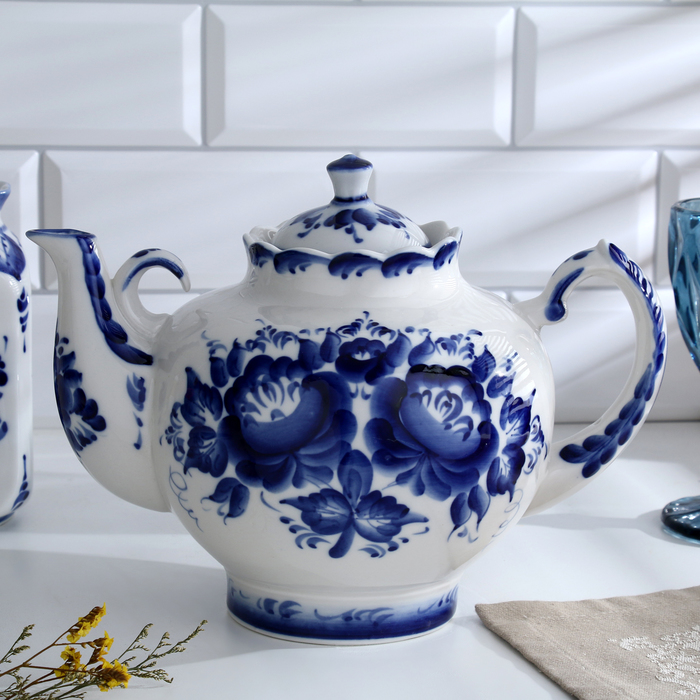 Чайник заварочный «Семейный», h=19 см, 2.1 л, фарфор гжель - Фото 1