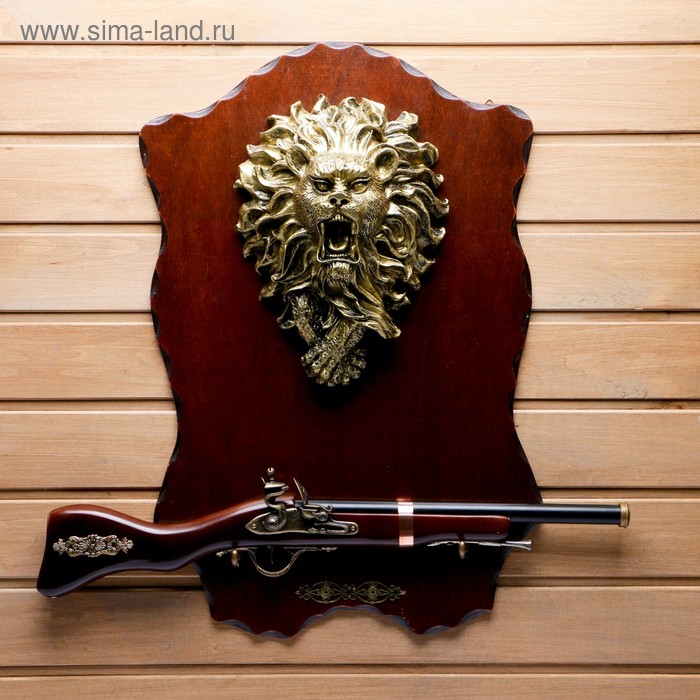 Сувенирное ружье на планшете со львом, 40х60 см - Фото 1