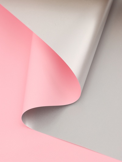 Плёнка двусторонняя для цветов и букетов, цветная матовая, розовая, серебристый, 0.57×5 м ±5% см