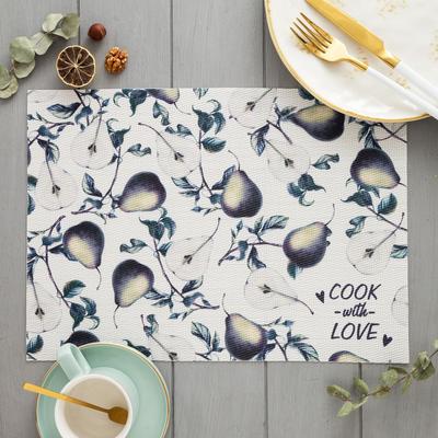 Салфетка на стол «Груши»