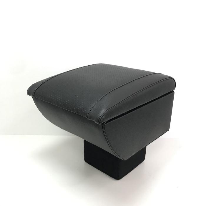 Подлокотник, кожаный Chevrolet  Niva (2009-2014) в подстаканник, перфорация